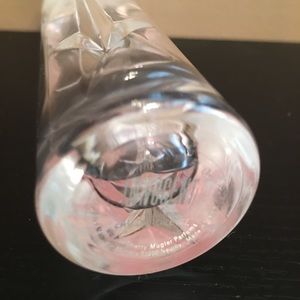 Mugler Makeup - Thierry Mugler Innocent 1.7 oz Mugler Makeup - Thierry Mugler Innocent 1.7 oz